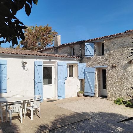 La Grange Bleue - Parking Prive - A 2Km De La Mer Saint-Georges-d'Oleron Exterior foto
